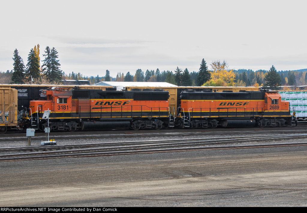 BNSF 3181 & BNSF 2689